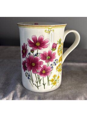 Stechcol Bone China Mug Pink & Yellow Floral Design Gold Rim